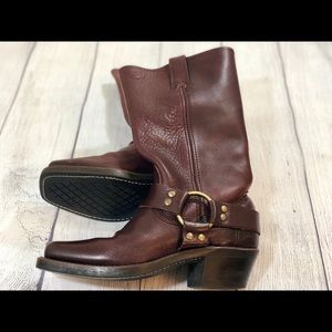 Rare! Frye Harness 12R in Oxblood